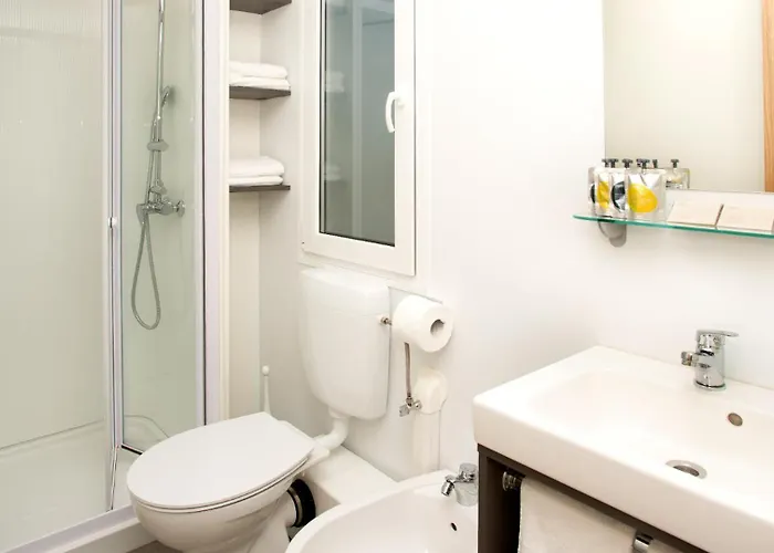 Marina Uno Floating *