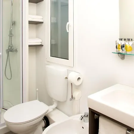 Marina Uno Floating *