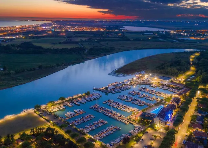 Marina Uno Floating Πλωτό κατάλυμα Λινιάνο Σαμπιαντόρο